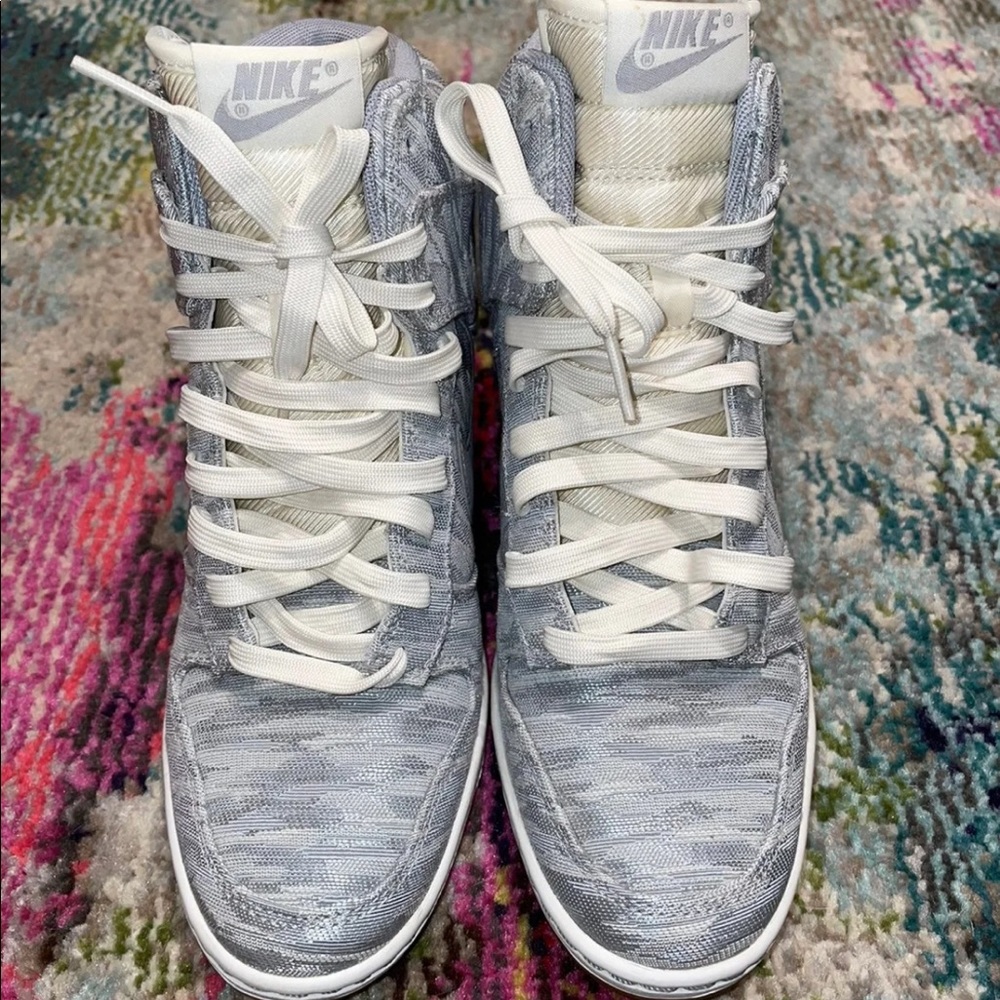 Nike sky hi shoes